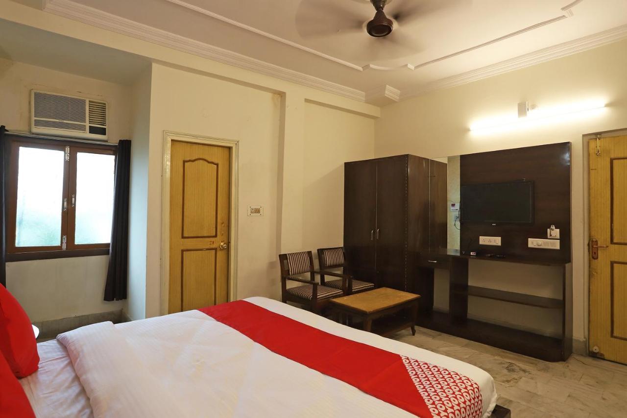 Oyo Flagship 76697 Hotel Park Awadh Lucknow Zewnętrze zdjęcie