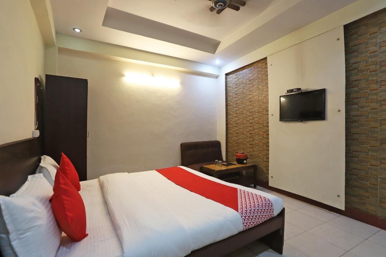 Oyo Flagship 76697 Hotel Park Awadh Lucknow Zewnętrze zdjęcie