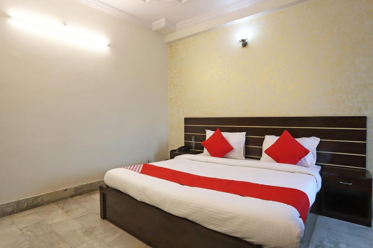 Oyo Flagship 76697 Hotel Park Awadh Lucknow Zewnętrze zdjęcie
